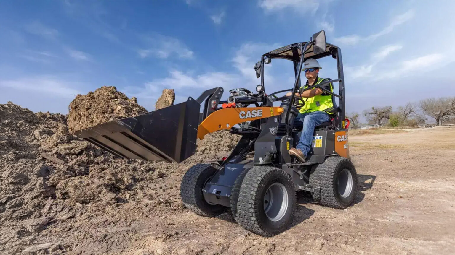 Small Rack Loader Small Articulated Loaders Archives - McCann Industries