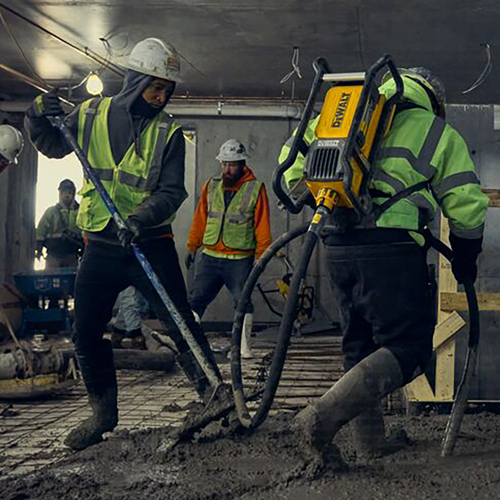 DEWALT POWERSHIFT™ Backpack Vibrator Kit thumbnail